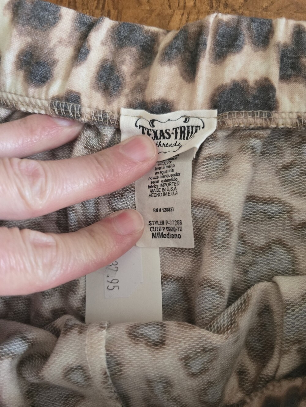 Texas True Threads Leopard Animal Print Jogger Sweatpants Womens Size M - Picture 3 of 6